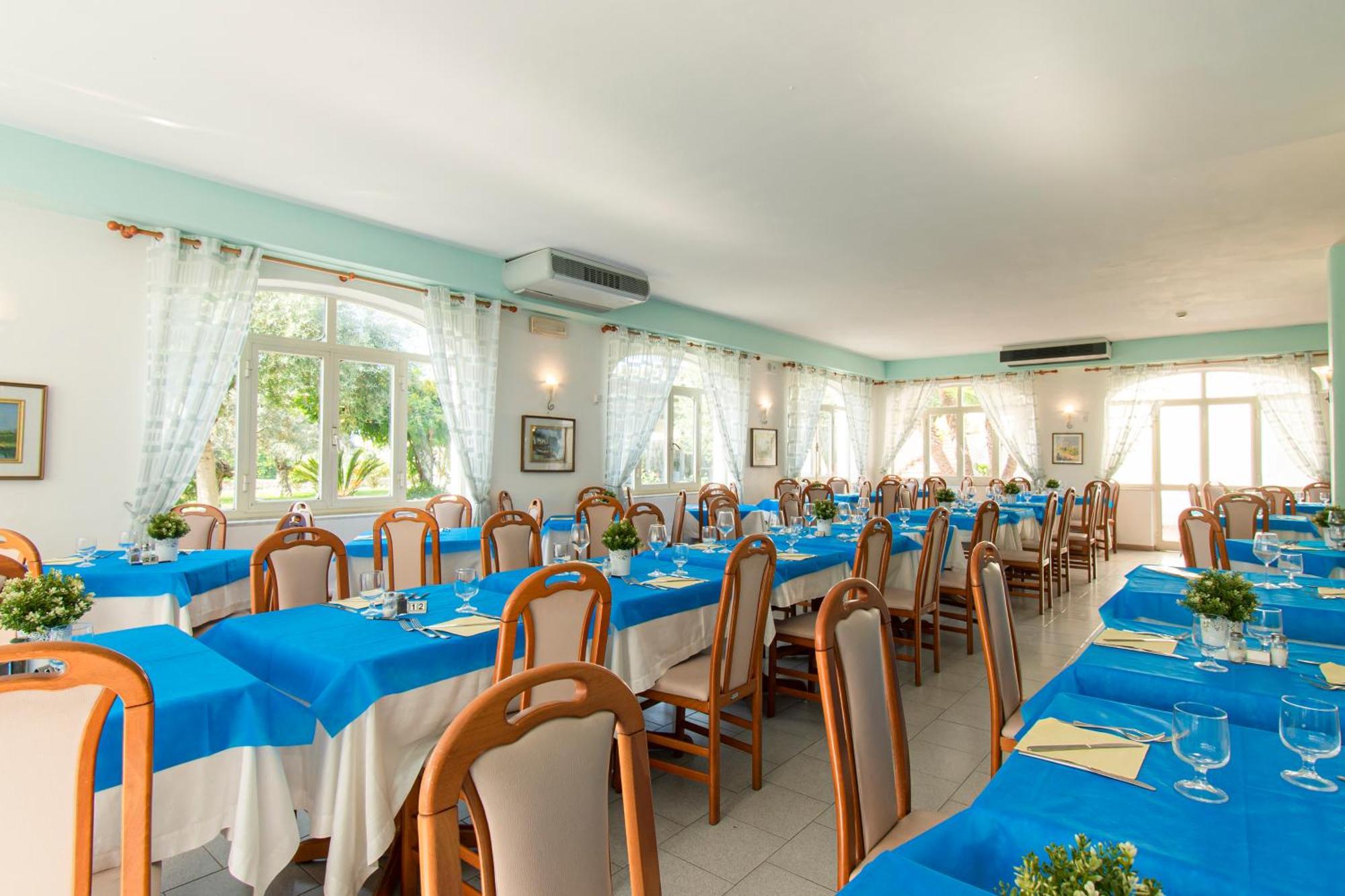 Victoria Park Resort イスキア島 エクステリア 写真