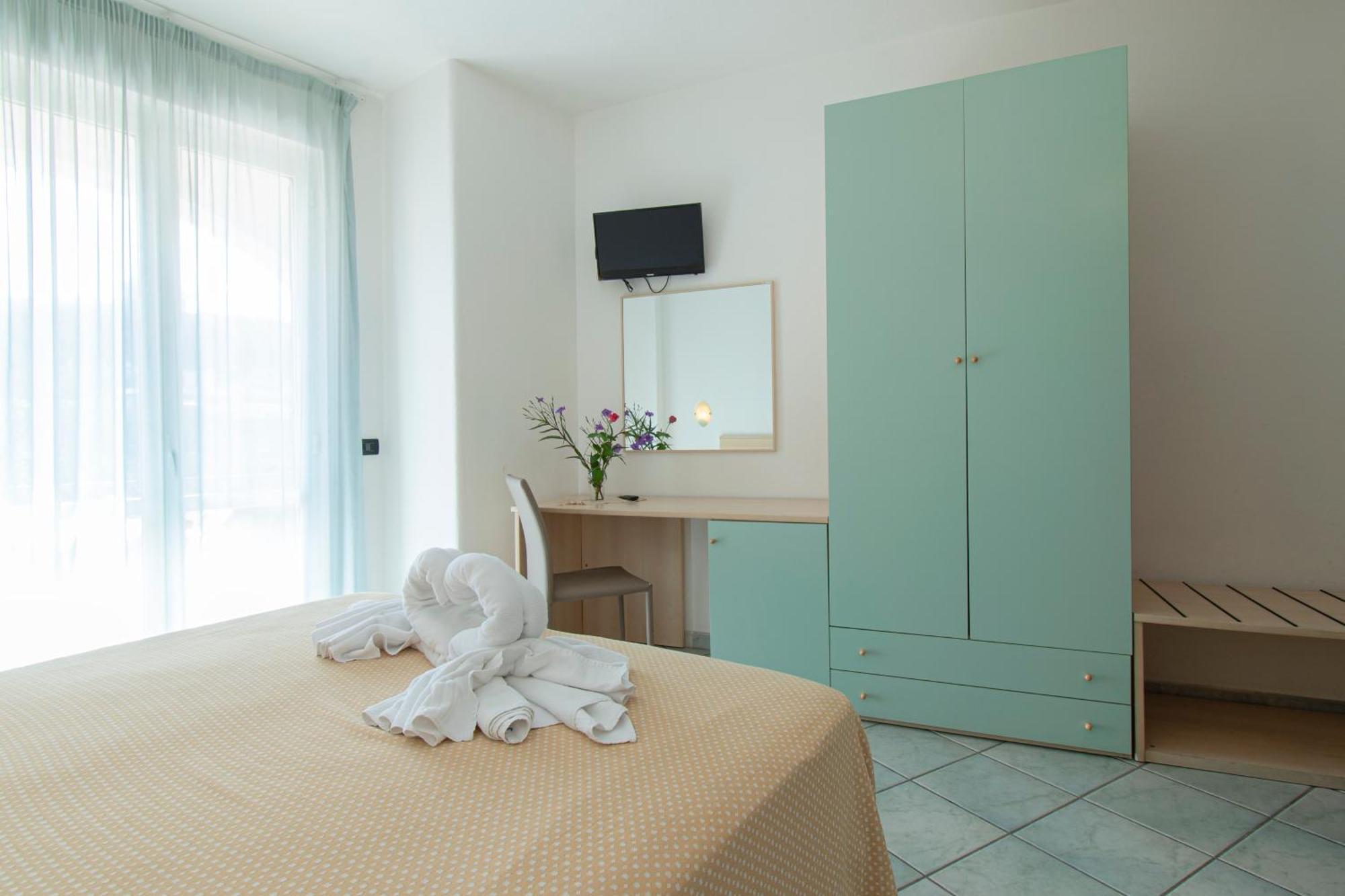 Victoria Park Resort イスキア島 エクステリア 写真