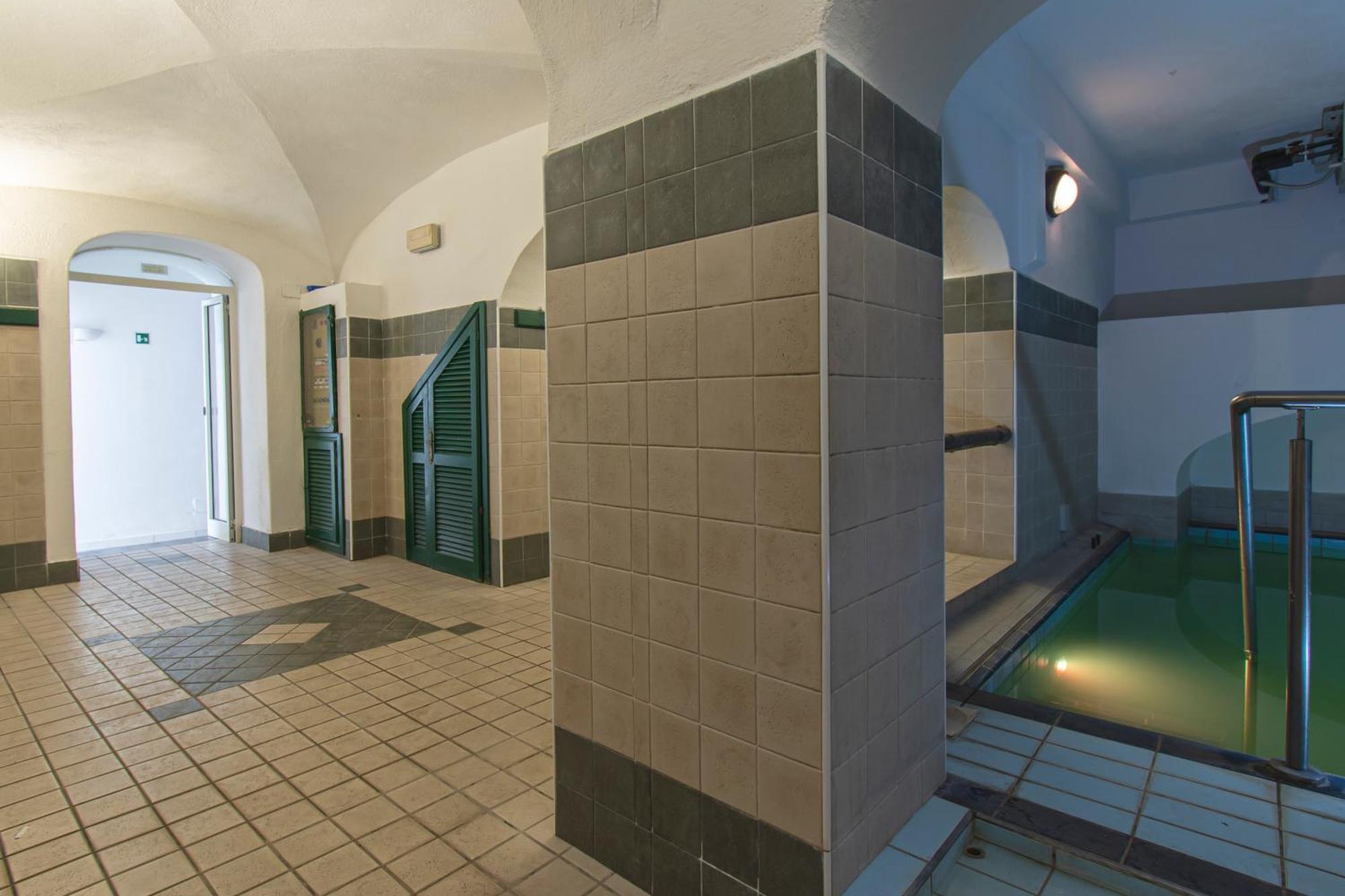 Victoria Park Resort イスキア島 エクステリア 写真
